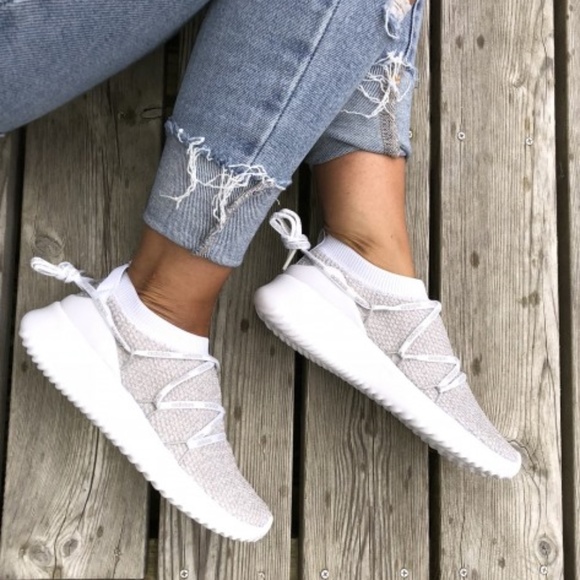 adidas women's ultimamotion shoes